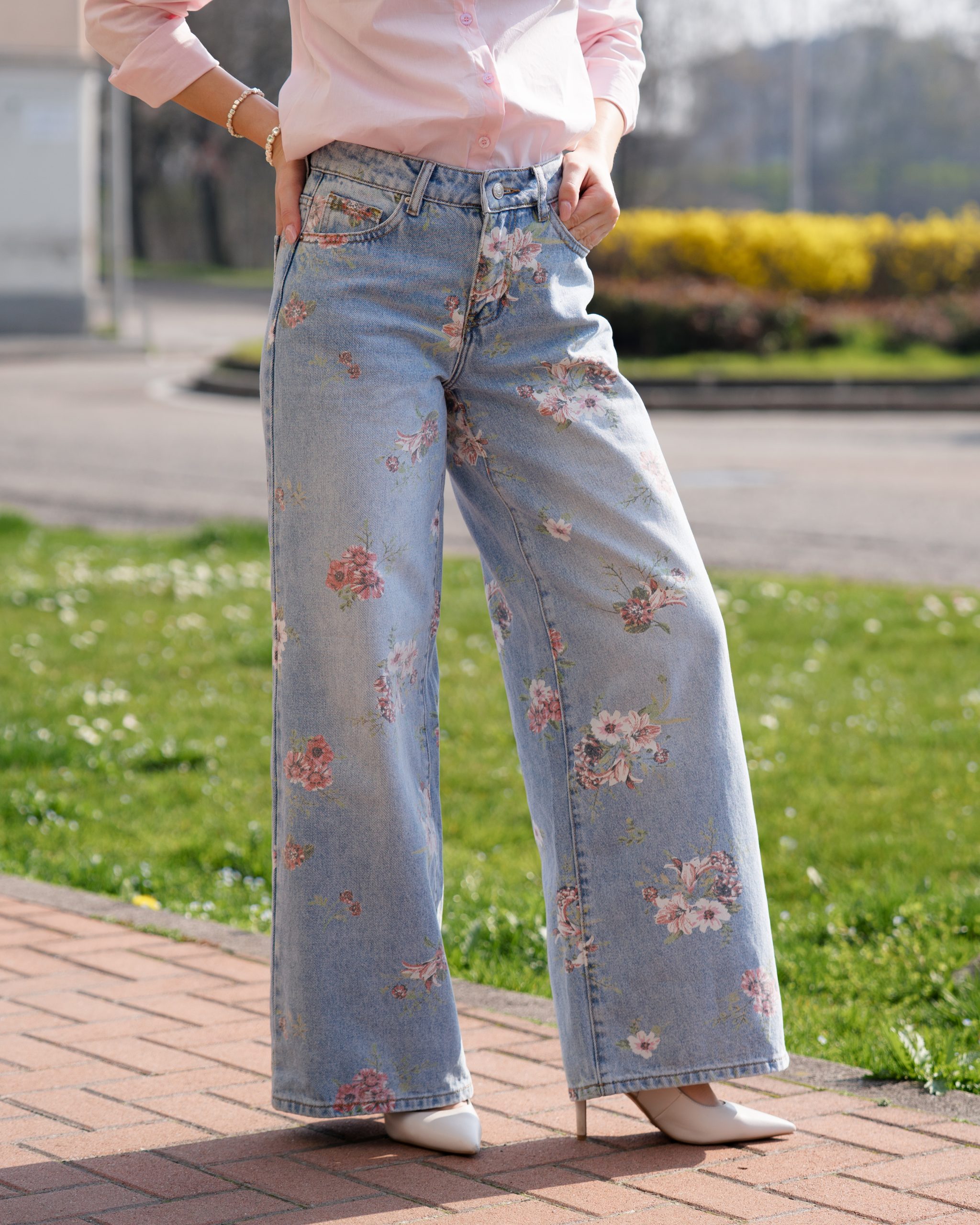 JEANS BLOOM