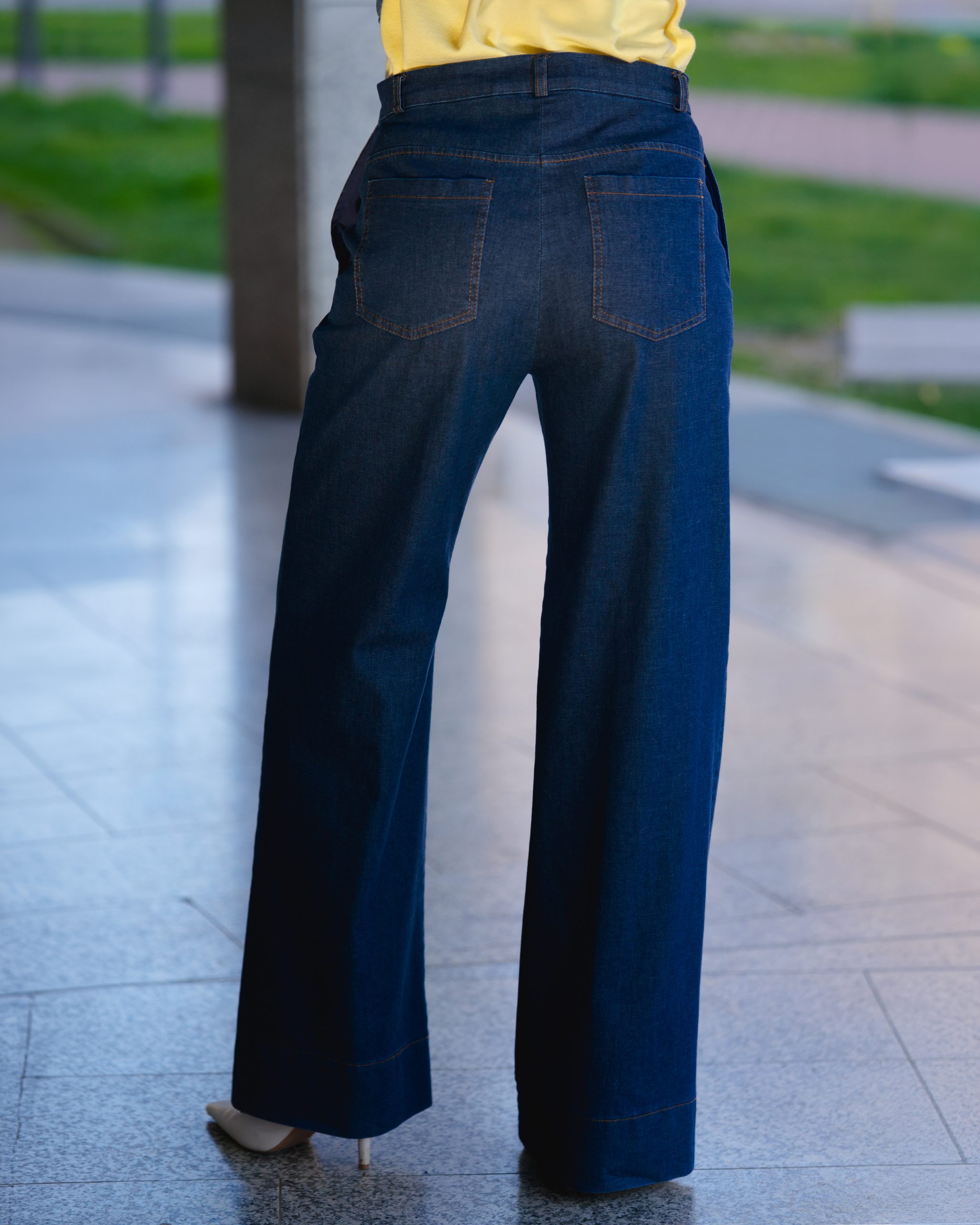 JEANS LUNA - immagine 4